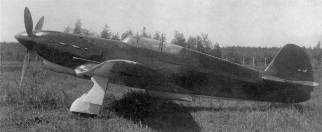 Jak-1-40 xhsujylnjr.jpg